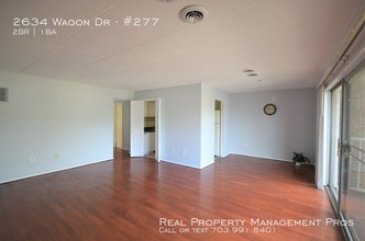 2634 Wagon Dr-Unit -#277 in Alexandria, VA - Foto de edificio - Building Photo