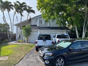 5306 SW 153rd Pl S in Miami, FL - Building Photo - Building Photo