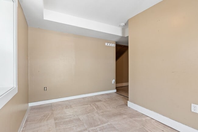 14 Artillery Ln in Nashua, NH - Building Photo - Building Photo