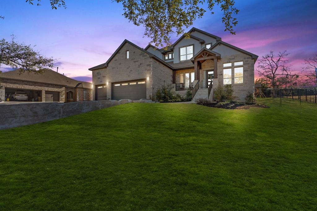 194 Wilderness Cv in Driftwood, TX - Building Photo