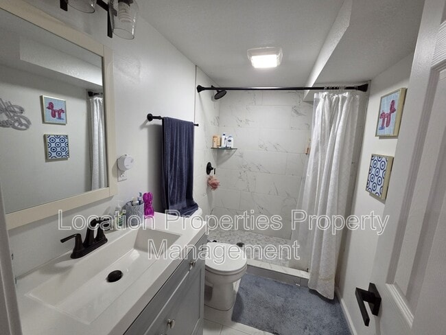 1311 W 19th Terrace in Lawrence, KS - Building Photo - Building Photo