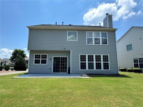 8965 Friarbridge Dr in Suwanee, GA - Building Photo - Building Photo