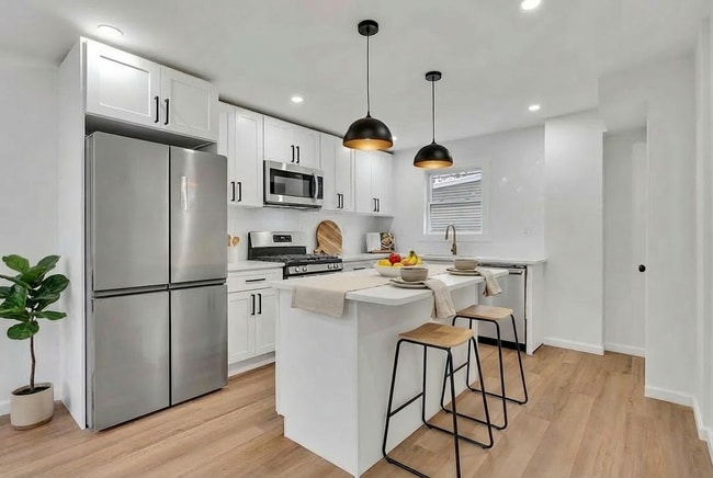 315 Park Ave in Nutley, NJ - Foto de edificio - Building Photo