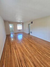 139 N Holliston Ave in Pasadena, CA - Building Photo - Building Photo