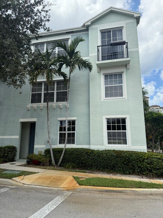603 N St in West Palm Beach, FL - Foto de edificio