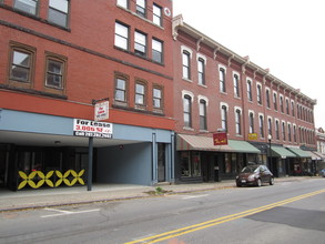 148 Main St in Biddeford, ME - Building Photo - Building Photo