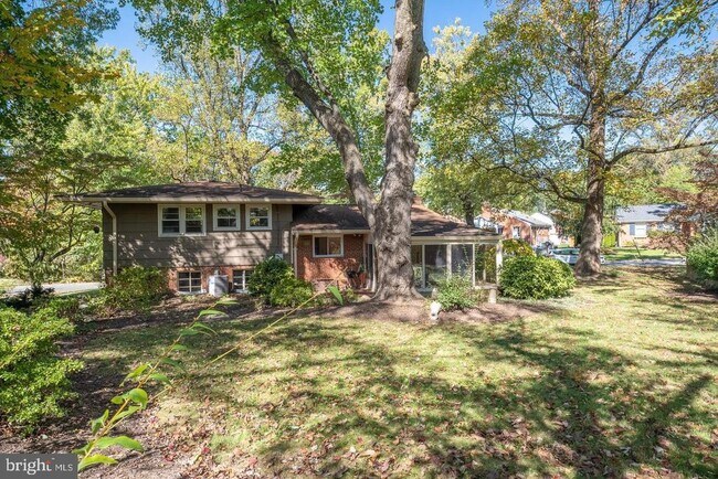 1006 Strout St in Silver Spring, MD - Building Photo - Building Photo