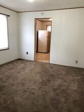 1120 6th Ave NE in Minot, ND - Building Photo - Building Photo