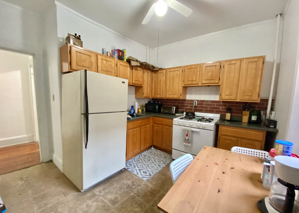 231 Harvard Ave, Unit 6 in Boston, MA - Building Photo