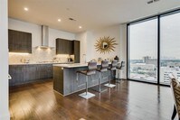 1409 Post Oak Blvd photo'