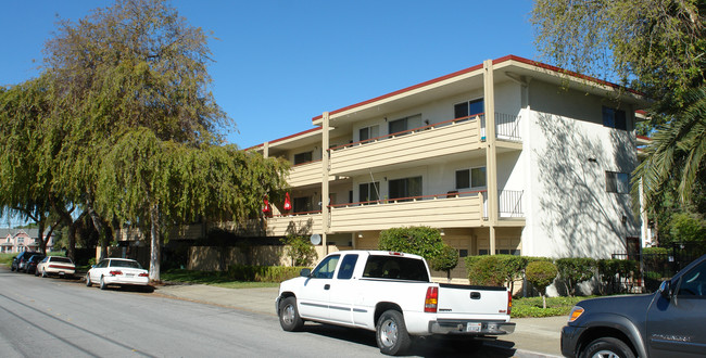 The Fontana in Fremont, CA - Foto de edificio - Building Photo