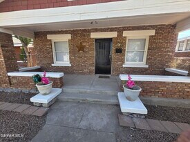 4002 Pershing Dr in El Paso, TX - Building Photo