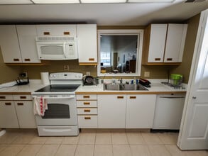 44 W Broadway, Unit 1404S in Salt Lake City, UT - Building Photo - Building Photo