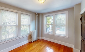 5 Elmer St, Unit 1 in Cambridge, MA - Foto de edificio - Building Photo