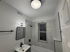 3049 W Berteau Ave, Unit #3 in Chicago, IL - Building Photo