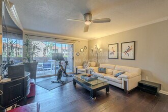 8250 E Arabian Trail in Scottsdale, AZ - Building Photo - Building Photo