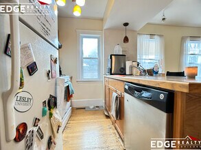 28R Cherry St in Somerville, MA - Foto de edificio - Building Photo