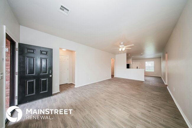 7601 Lipizzan Rd in Oklahoma City, OK - Building Photo - Building Photo