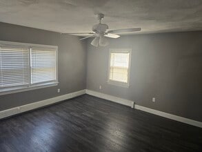 504 Quincy St in Fall River, MA - Building Photo - Building Photo