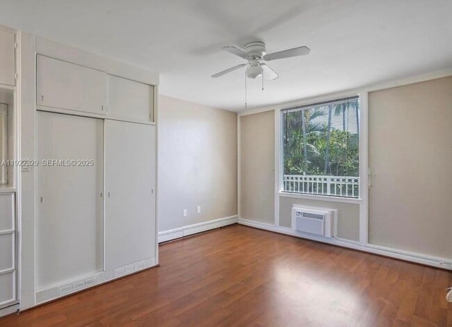 property at 10281 E Bay Harbor Dr