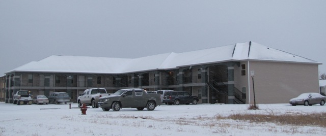 Colonial Apartments in Williston, ND - Building Photo