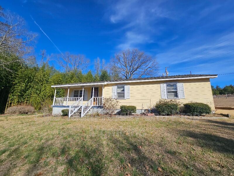 2000 Pleasant Rd in Fort Mill, SC - Building Photo