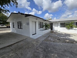 7090 NW 17th Ave in Miami, FL - Building Photo - Building Photo