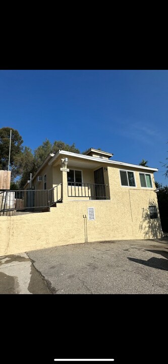 1625 Ewing St in Los Angeles, CA - Building Photo