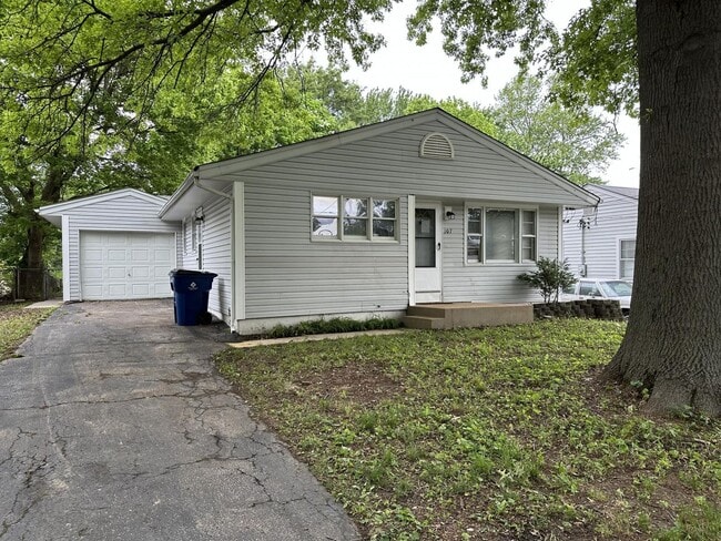 107 Anistasia Dr in St. Louis, MO - Building Photo - Building Photo