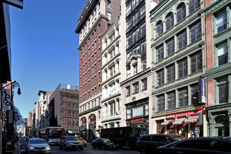 654 Broadway in New York, NY - Foto de edificio - Building Photo