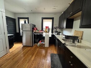 10 Taft St, Unit 3 in Boston, MA - Building Photo - Building Photo