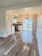 312 N 100 W in Centerville, UT - Building Photo - Building Photo