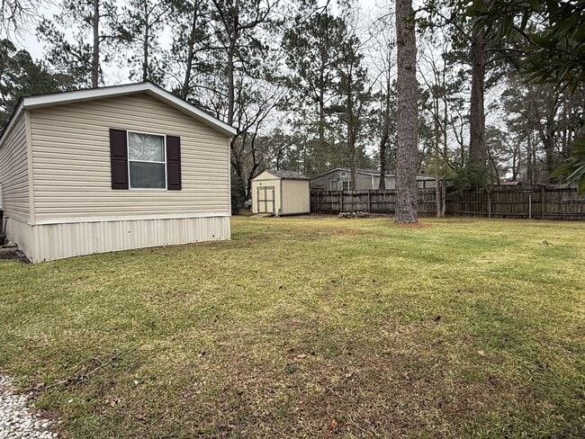 200 Royalwood St in Lumberton, TX - Building Photo - Building Photo