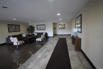 16 Main St-Unit -3K in East Rockaway, NY - Building Photo - Building Photo