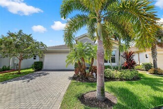 11396 SW Willow Ln in Port St. Lucie, FL - Building Photo - Building Photo