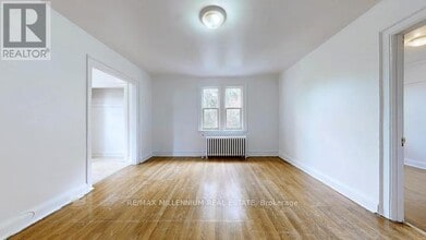 125 Bold St in Hamilton, ON - Building Photo - Building Photo