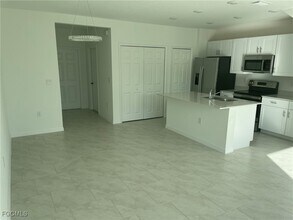 14200 Oviedo Pl in Ft. Myers, FL - Building Photo - Building Photo