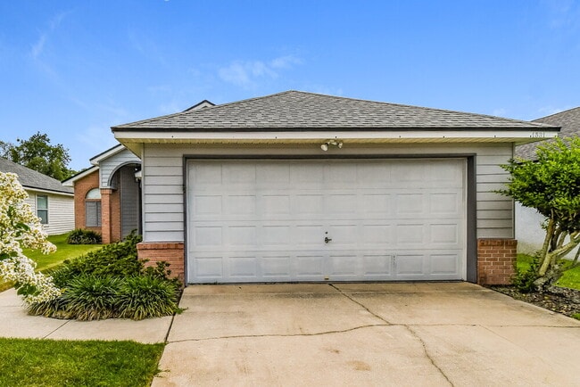 1531 Slash Pine Ct