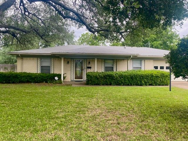 3820 Sagebrush Rd in Benbrook, TX - Building Photo - Building Photo