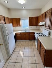 1823 Hutchins Ave in Rockford, IL - Foto de edificio - Building Photo