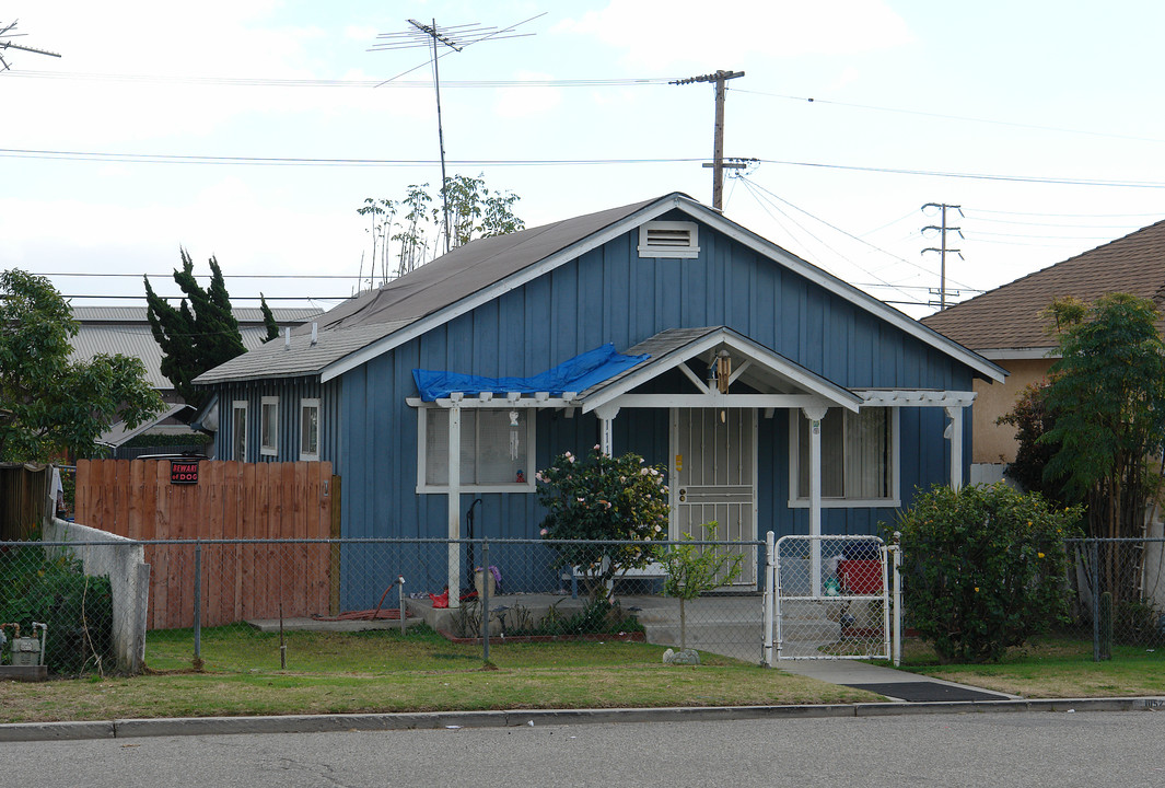 11152 Nardo St in Saticoy, CA - Foto de edificio