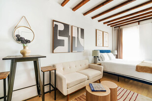 241 E 24th St in New York, NY - Building Photo