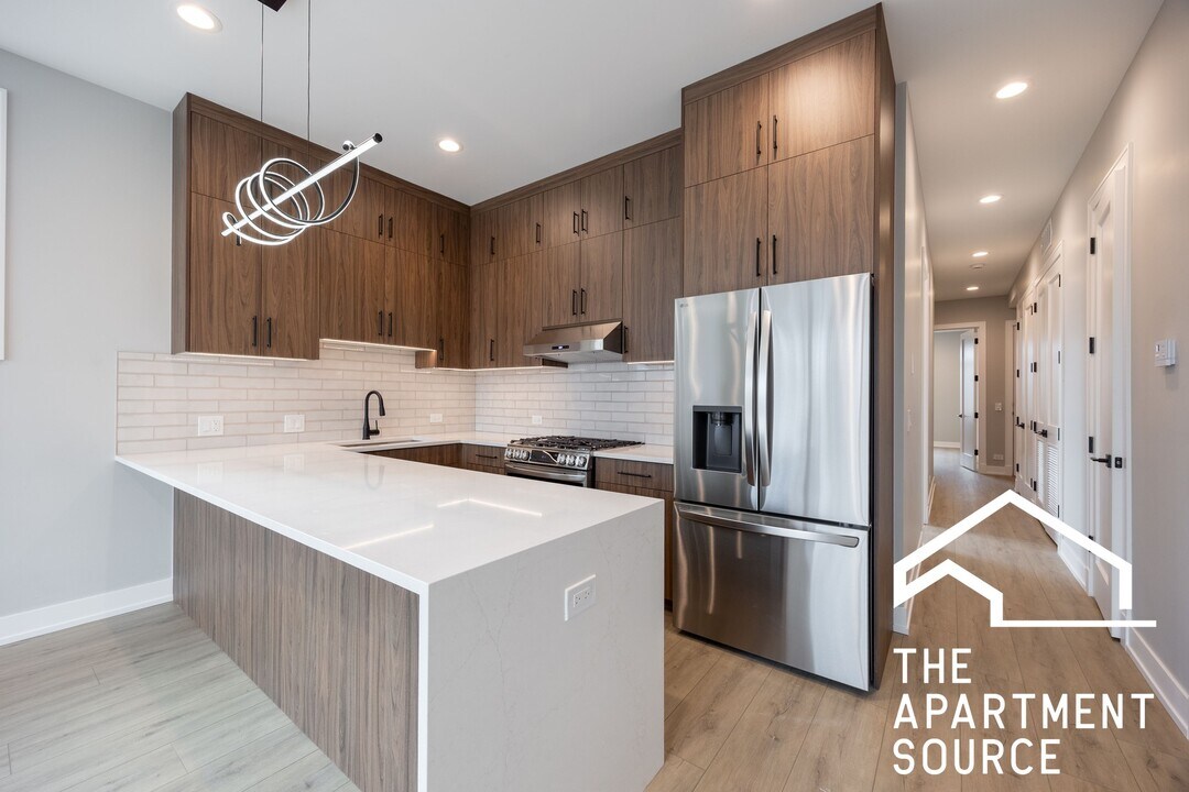 3738 S Calumet Ave, Unit 2S in Chicago, IL - Foto de edificio