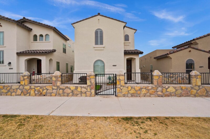 4567 Marisabel Azcarate St in El Paso, TX - Building Photo