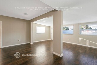 741 37th Ave S in St. Petersburg, FL - Foto de edificio - Building Photo