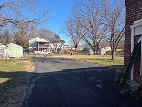 400 S Barton St in Johnson City, TN - Building Photo - Building Photo