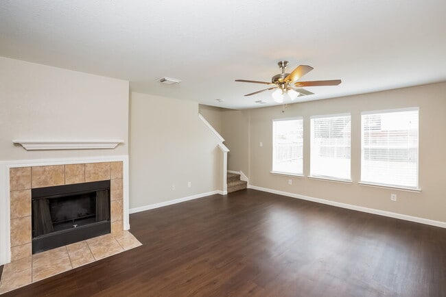 8010 Suffield Glen Ln in Humble, TX - Building Photo - Building Photo