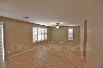16386 W Cottonwood St in Surprise, AZ - Building Photo - Building Photo