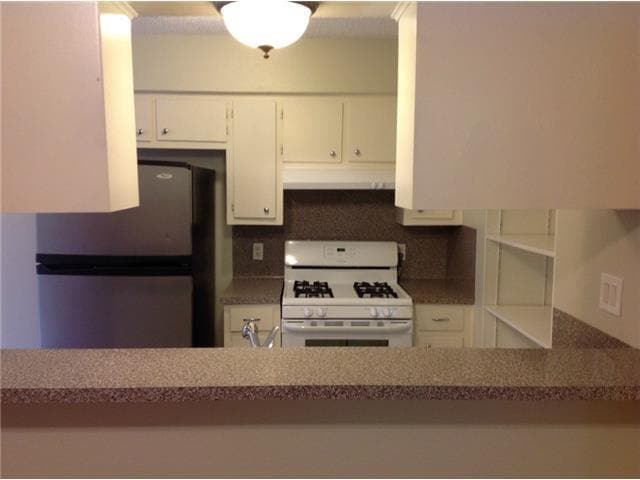 property at 1601 Rutland Dr