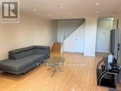 3025 The Credit Woodlands in Mississauga, ON - Building Photo - Building Photo